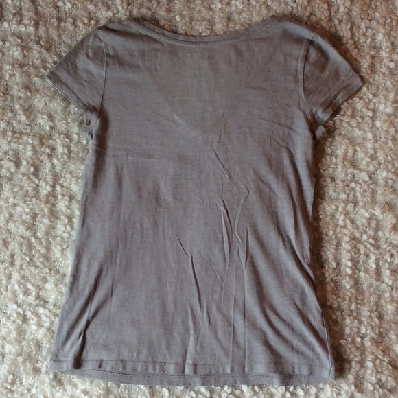 💥3 for $20💥 Ann Taylor LOFT grey T-shirt - Picture 4 of 4